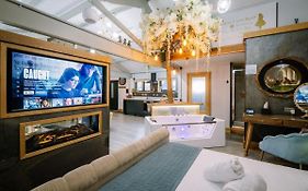 Queen'S Loft
